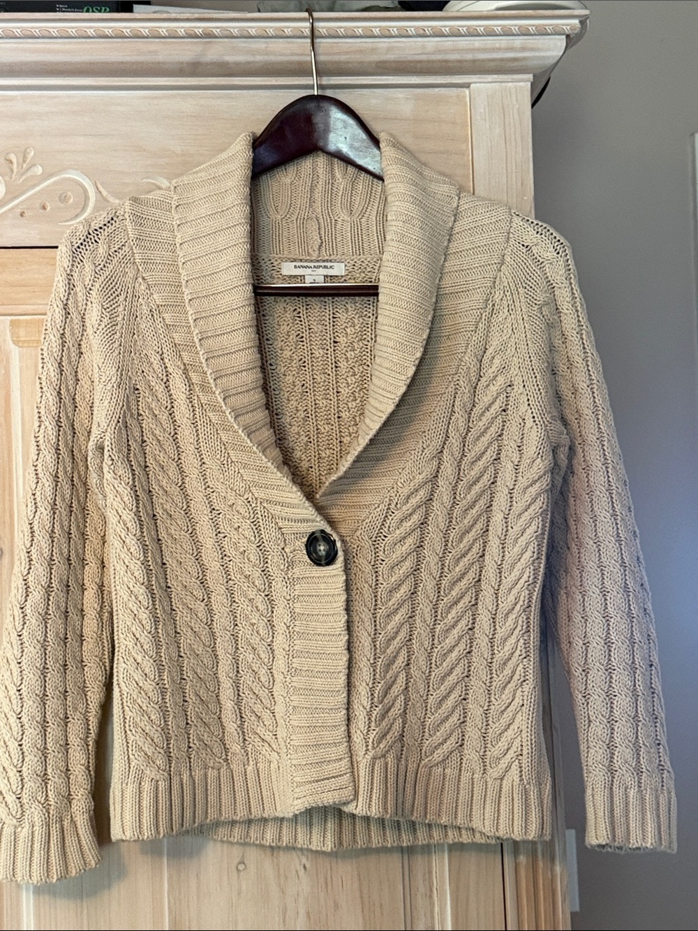 Banana Republic creamy tan 100% cottonCable Knit Shawl-Collar Cardigan